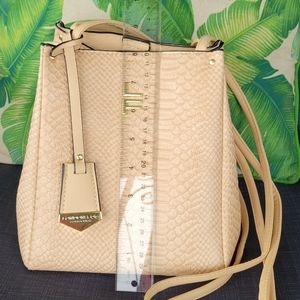 Cream London Fog Crossbody Purse